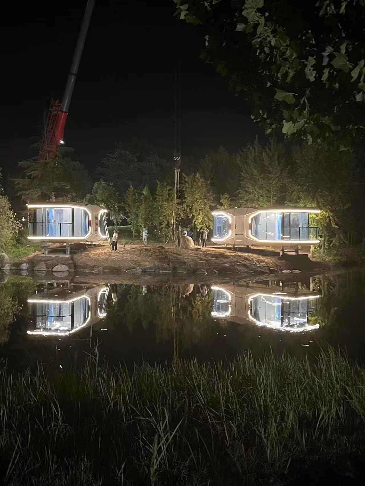 Space Capsule Villa