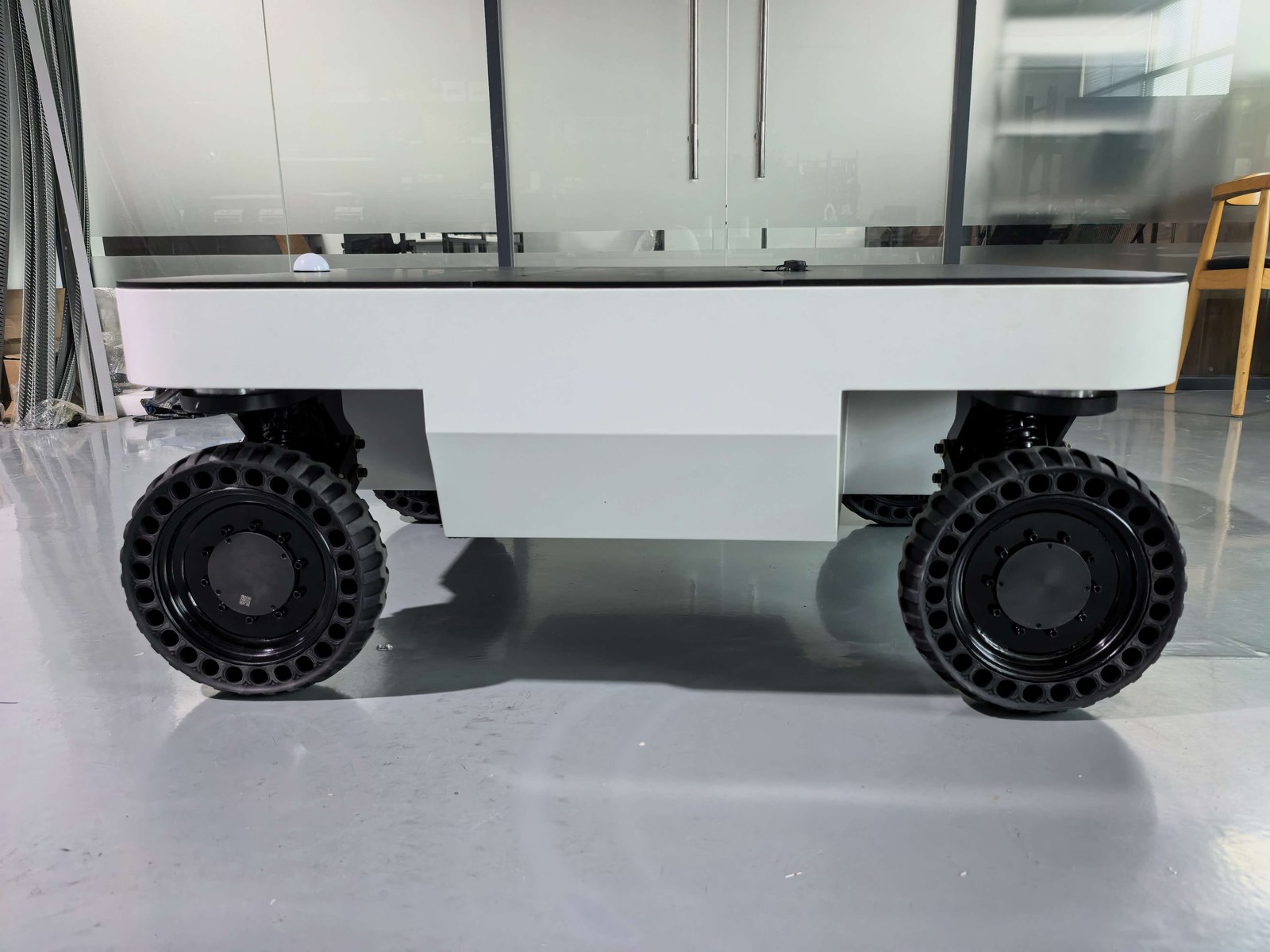 TRLU-S4-100K chassis in the workshop