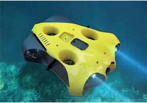 New way to be a black technology guy---Underwater drones